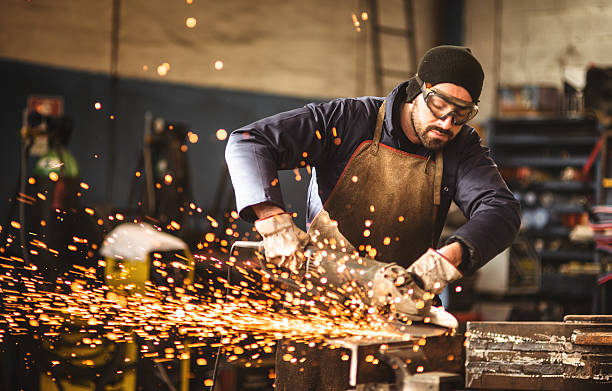 Carlton, OR Welder & Metal Fabrication Company